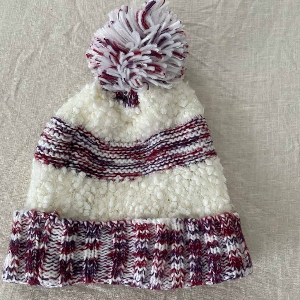 Cozy Knit Pom-Pom Hat - White and Purple